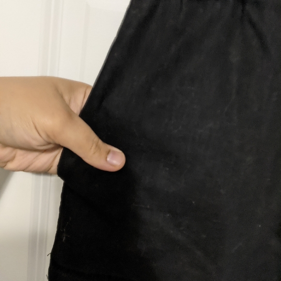 NEW Black Linen-Blend Pom Pom Pocket Shorts S - Picture 3 of 7